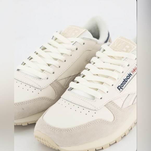 Reebok Classic Leather Men’s Shoes - Picture 3 of 7